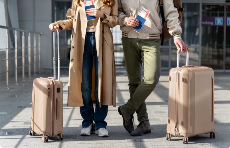 How to Explore the World Without Overspending